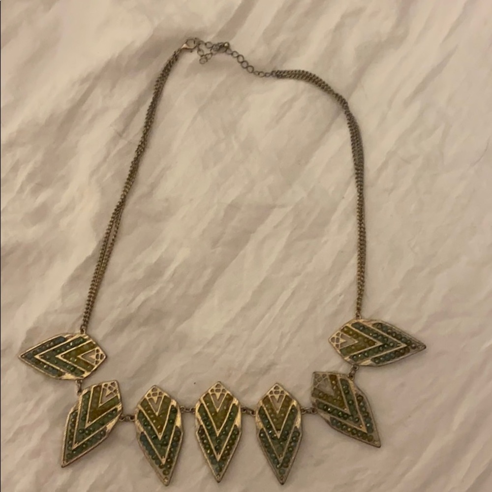 Multicolor beaded necklace